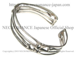 【受注生産 ご予約受付中】【ネクロマンス NECROMANCE】 シルバーボーンブレスレット Silver Bone Bracelet 骸骨 バングル