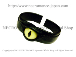 【数量限定 ご予約受付中】【ネクロマンス NECROMANCE】 レザー義眼バングル Leather Eye Bangle ＜イエローキャット/Yellow Cat/黄猫目＞ 目玉 革