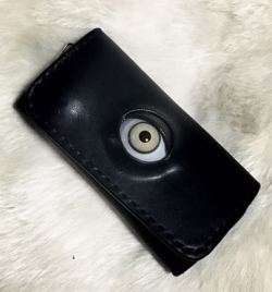 【ネクロマンス NECROMANCE】【限定受注生産】 レザー義眼キーケース Leather Glass Eye Key Case ＜グリーン/Green/緑色＞ 目玉 本革