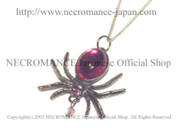 【ネクロマンス NECROMANCE】 ピンクスパイダーネックレス Pink Spider Necklace ＜ピンク/Pink/桃色＞ 蜘蛛