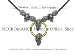 【生産停止前 ご予約受付中】【ネクロマンス NECROMANCE】 ブラススカルネックレス (ショート) Brass Skull Necklace ＜Brass Hoop Skull＞ 骸骨