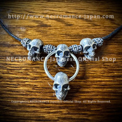 【ご予約受付中】【ネクロ マンス NECROMANCE】ミドルスカルネックレス (ショート) Skull Necklace ＜Middle Skull＞ 骸骨