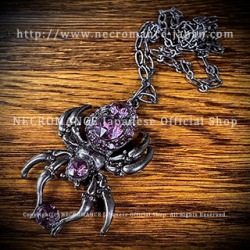 【ネクロマンス NECROMANCE】 ドロップパープルスパイダーネックレス Drop Purple Spider Necklace ＜パープル/Purple/紫＞ 蜘蛛