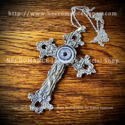 【ネクロマンス NECROMANCE】【限定】 シルバーローズロザリオ義眼ネックレス Silver Rose Rosary Glass Eye Necklace ＜ブルー/Blue/青＞十字架 クロス 目玉
