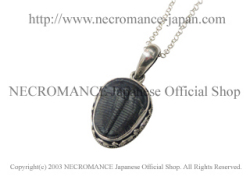 【ネクロマンス NECROMANCE】 シルバーラージトリロバイトネックレス Silver Large Trilobite Necklace 三葉虫 化石