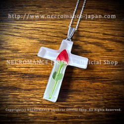 【ネクロマンス NECROMANCE】 ミニローズクロスネックレス Mini Rose Cross Necklace ＜ホワイト/White/白＞ 薔薇 十字架