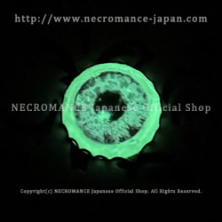 【ネクロマンス NECROMANCE】 グロー義眼ネックレス Glow Eye Necklace ＜レッド/Red/赤＞ 目玉 蓄光