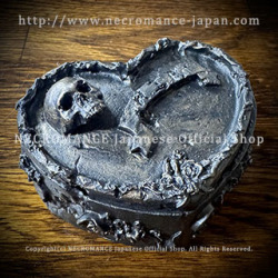 【ネクロマンス NECROMANCE】スカル ＆ ローズ ハートボックス Skull & Rose small heart storage box 骸骨 薔薇 ハート型 小物入れ