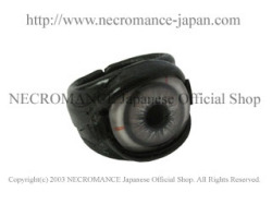 【数量限定 ご予約受付中】【ネクロマンス NECROMANCE】 レザー義眼リング Leather Eye Ring ＜グレー/Gray/灰色＞ 目玉 革