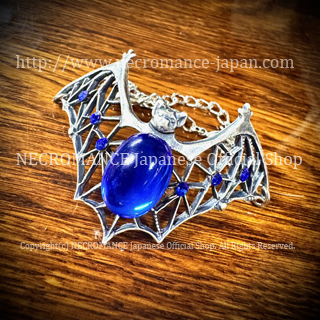 ネクロマンス NECROMANCE【ラインストーン バット ブレスレット