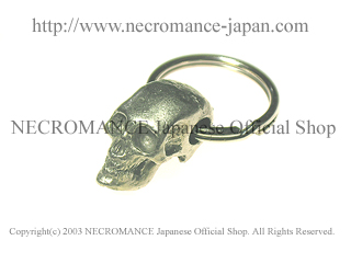 ネクロマンス NECROMANCE【ミディアムスカルキーリング Medium Skull