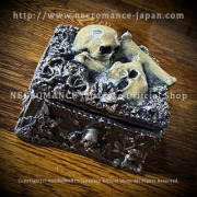 【ネクロマンス NECROMANCE】スカル ＆ ローズ ボックス Skull & Rose small rectangle storage box 骸骨 薔薇 小物入れ