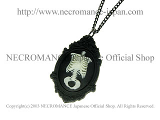 【ネクロマンス NECROMANCE】 リブケージスケルトン カメオネックレス Rib Cage Skeleton Cameo Necklace 骸骨 スカル 肋骨