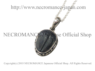 【ネクロマンス NECROMANCE】 シルバーラージトリロバイトネックレス Silver Large Trilobite Necklace 三葉虫 化石