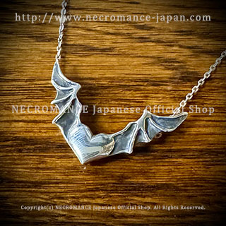 【ネクロマンス NECROMANCE】 シルバーヴァンパイアハートネックレス Silver Vampire Heart Necklace コウモリ 蝙蝠 吸血鬼