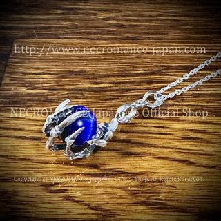【ネクロマンス NECROMANCE】 ブルータイガーアイ ボーンハンド ネックレス Blue Taiger's Eye Bone Hand Necklace 青虎目石 骸骨