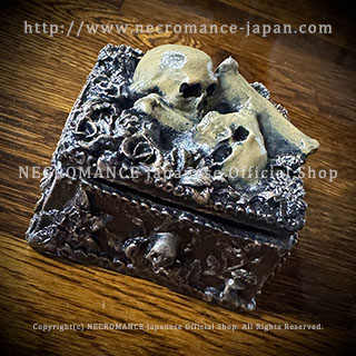 【ネクロマンス NECROMANCE】スカル ＆ ローズ ボックス Skull & Rose small rectangle storage box 骸骨 薔薇 小物入れ