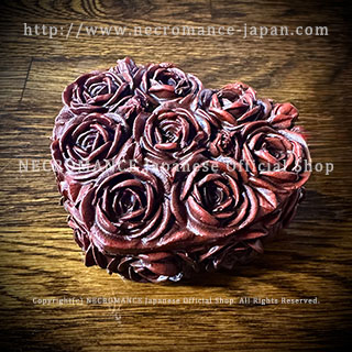 【ネクロマンス NECROMANCE】 ローズハートボックス ＜レッド/Red/赤＞ Red Rose Heart Box 薔薇 バラ 赤薔薇 小物入れ