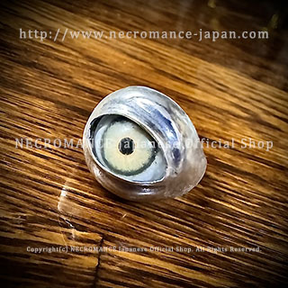 【ネクロマンス NECROMANCE】 シルバー義眼リング Silver Glass Eye Ring ＜グリーン/Green/緑＞ 目玉