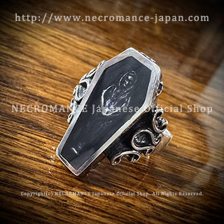 【数量限定】【ネクロマンス NECROMANCE】 シルバー棺桶ゴーストリング ＜ブラック/Black/黒＞ Silver Coffin Ghost Ring 幽霊 骸骨