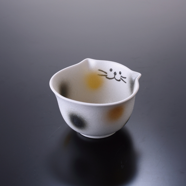 三毛猫,ご飯,食器