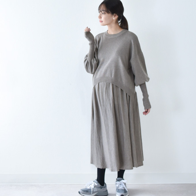 ⭐︎様　まとめ買い。授乳ケープ一体型ボックスニットワンピース ➕トップス ⭐︎様 まとめ買い。授乳ケープ一体型ボックスニットワンピース
