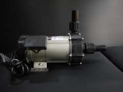 『ＳＯＬＤ　ＯＵＴ』　中古　レイシー　ＲＭＤ－５５１