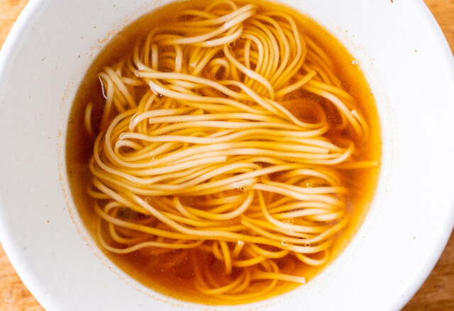 佐藤養悦本舗さん 稲庭中華そば 比内地鶏醤油スープ付(二人前)