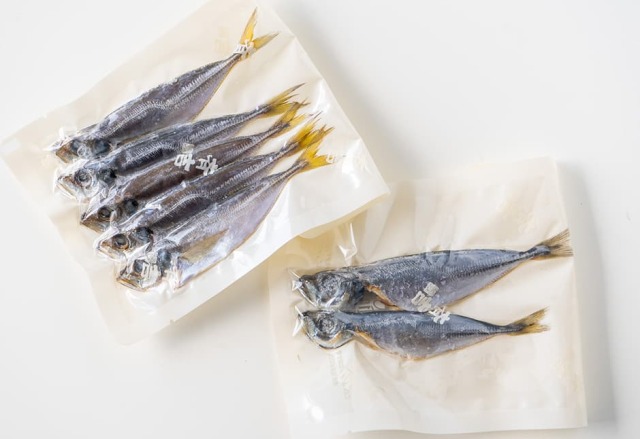 小アジ干物(サイズ混ざりで2pセット)