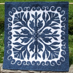 Fish In Coral��Dark Blue &  White (HW16)