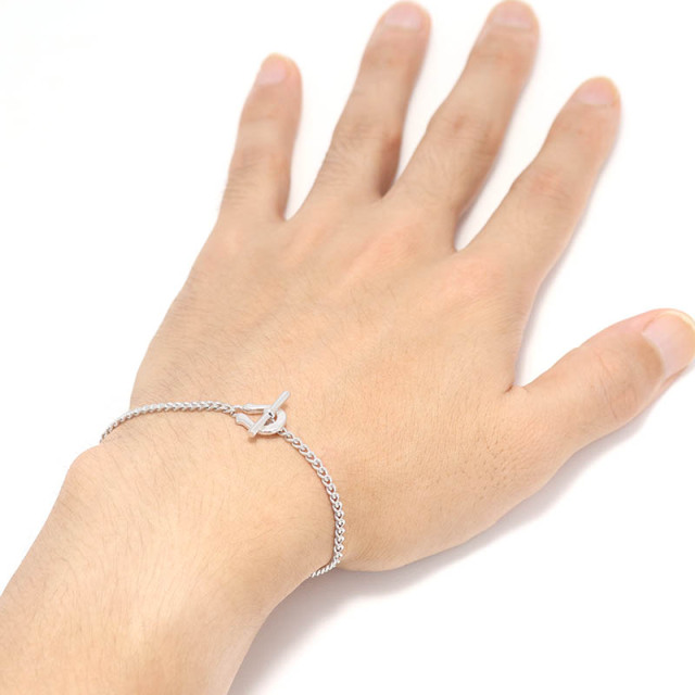 シンホースシュートグルブレスレット - カーブ SYMPATHY OF SOUL(シンパシーオブソウル) Thin Horseshoe Toggle Bracelet - Curb