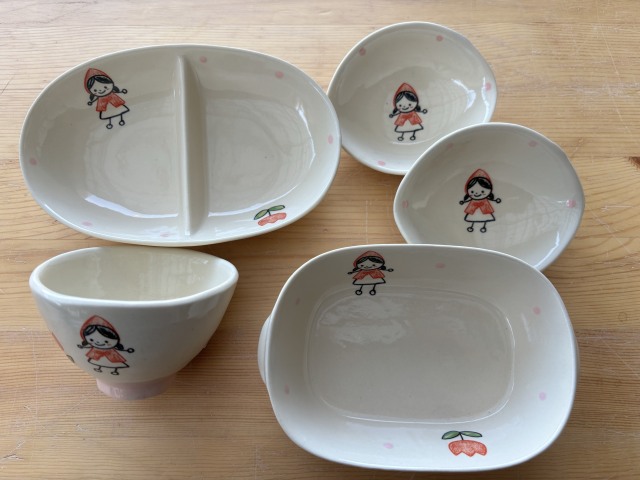 食器セット（かわいい）（名入れ可能）