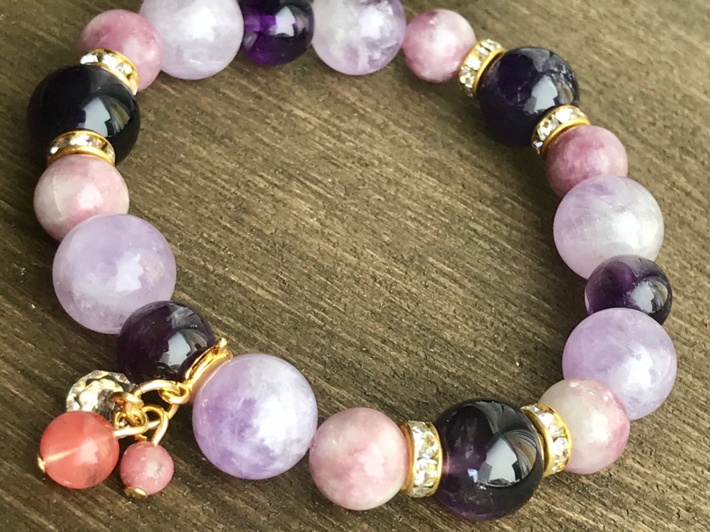 傷ついた心を癒してくれる オリジナルブレス