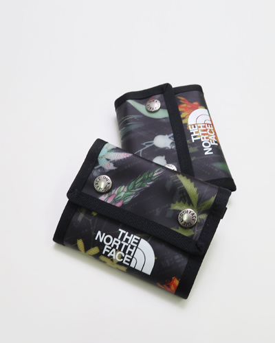 THE NORTH FACE -BC Dot Wallet ザ・ノース・フェイス ドットワレット - TNFブラックアルパインフローラルプリント メール便可