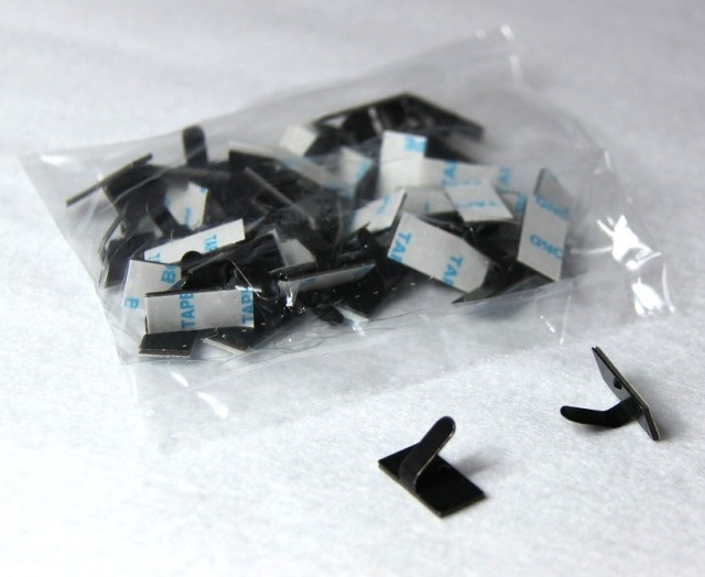 配線留め P-20BV 黒色クロメートメッキ品 強力両面テープ付 50個入
