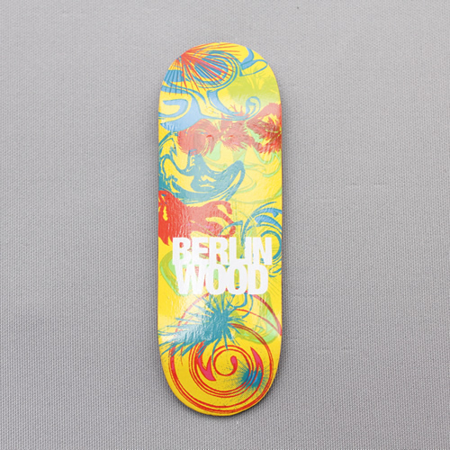 【BR090】BerlinWood/Wide BW Neon Swirl/シングルデッキ