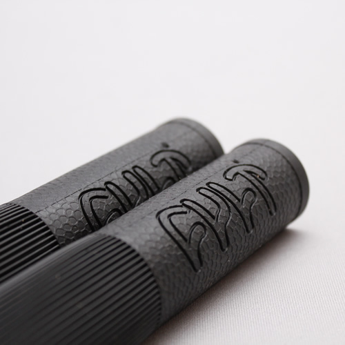 【0108】CULT/Faith Grip/グリップ