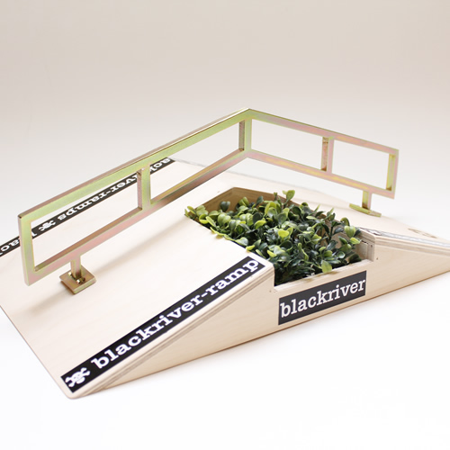 【BR121】blackriver-ramps/Signature Ramp Schneider Dos/セクション