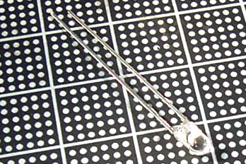 【発光ダイオード】3mm：赤　WaterClear