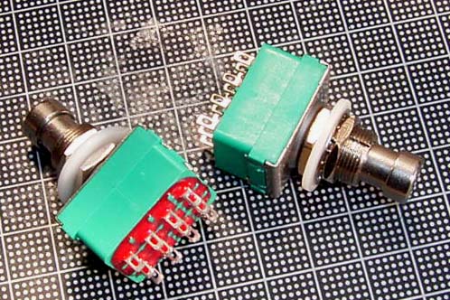【フットスイッチ】12PIN　FOOT　SWITCH（4DPDT):GREEN
