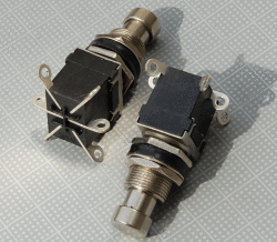 【フットスイッチ】N.B/6PIN　FOOT　SWITCH（DPDT)