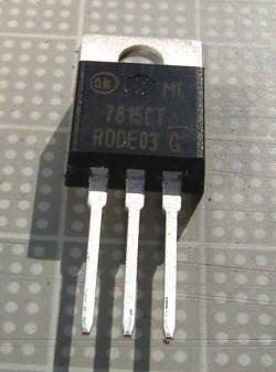 【レギュレーター】MC7815/ON Semiconductor社製