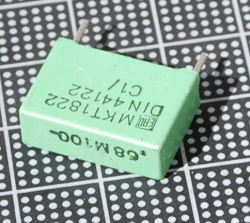 【フィルム】ERO（Roederstein）MKT1822　0.68μ/100V　【10個1セット】