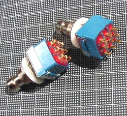 【フットスイッチ】N.B/9PIN　FOOT　SWITCH（3PDT):金メッキ端子