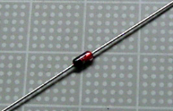 【シリコン】NEC　RD5.1E：Zener　Diodes