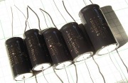 【電解】アルミニウム電解コンデンサ　F&T　100μ/450V