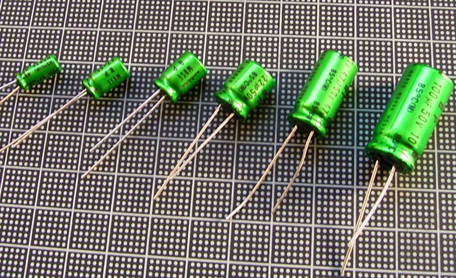 【電解コンデンサ】ニチコン　ES(無極性)シリーズ　22μ（50V）