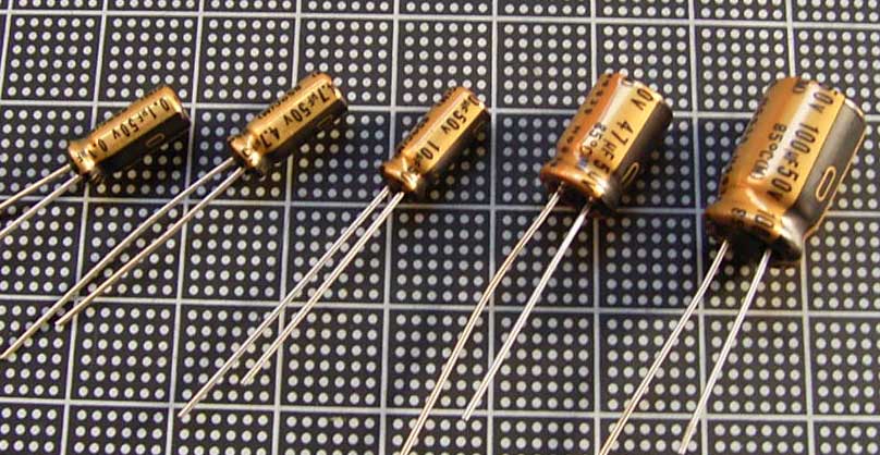 【電解コンデンサ】ニチコン　ＦＷシリーズ　10μ～（50V）