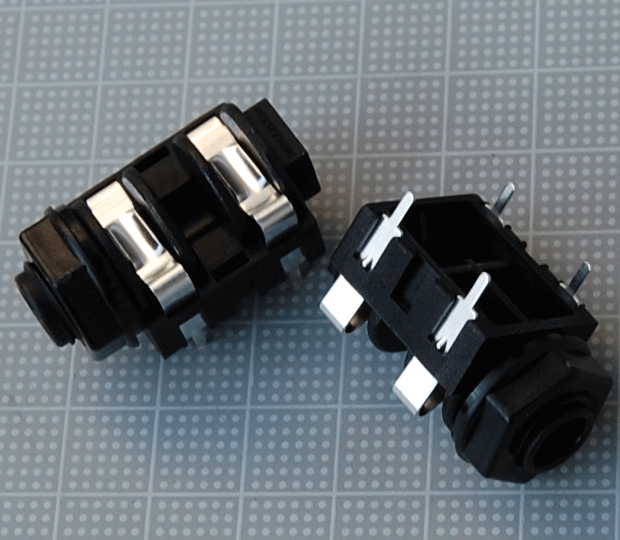 【ジャック】NＥUTRIK（ノイトリック）：NMJ4HFD2　MONO(スイッチ付)　PCB端子