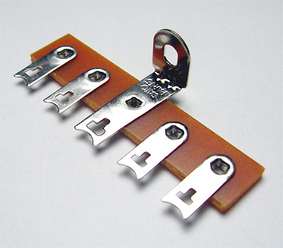 ラグ端子 L-590-1L4P